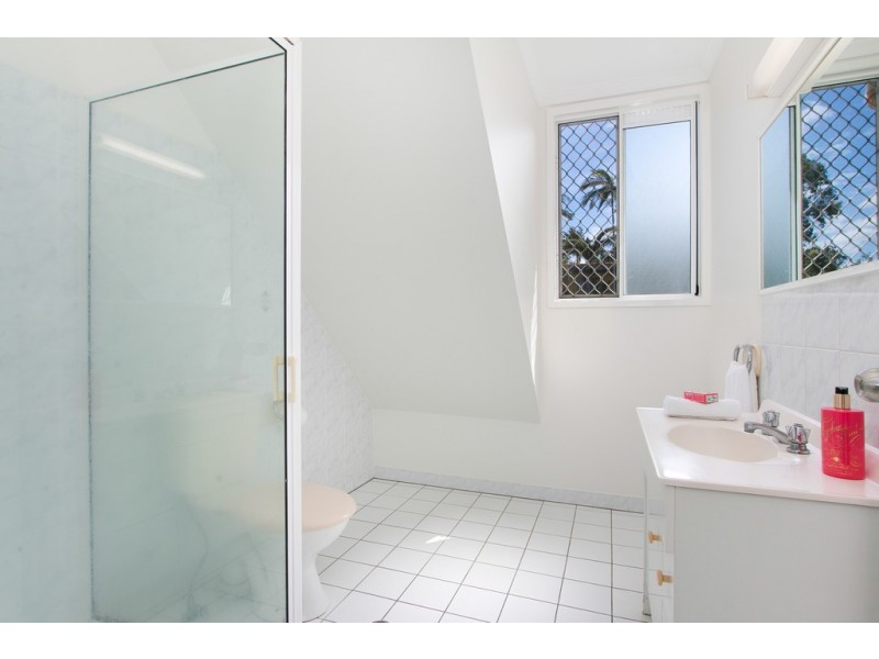 8/79 Moore Street, Trinity Beach QLD 4879