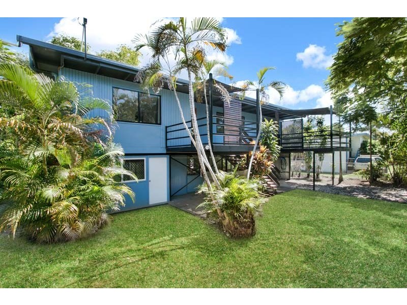 23 Christensen Street, Machans Beach QLD 4878
