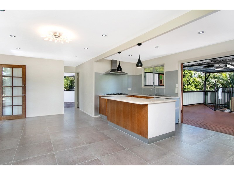 23 Christensen Street, Machans Beach QLD 4878