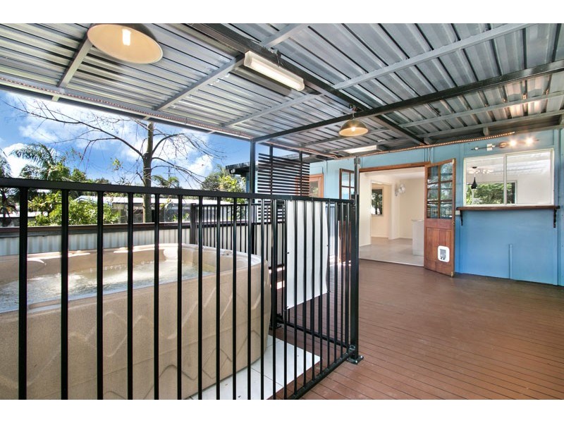 23 Christensen Street, Machans Beach QLD 4878