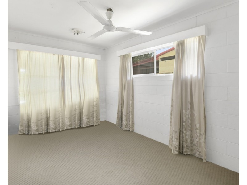 12 Hood Street, Trinity Park QLD 4879