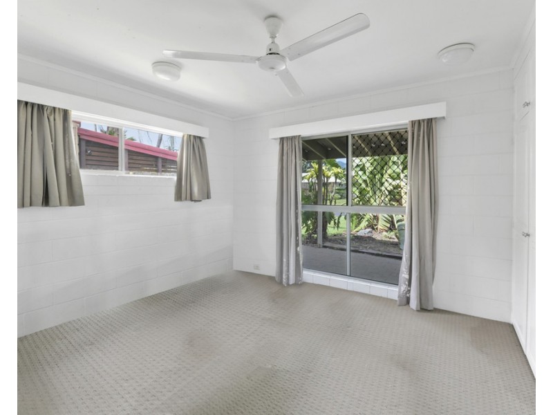 12 Hood Street, Trinity Park QLD 4879