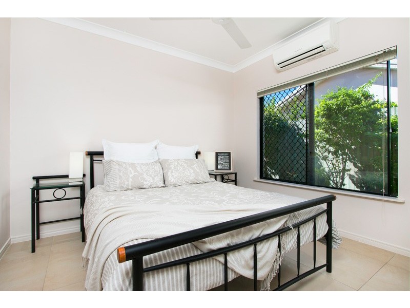 4 Franklin Close, Clifton Beach QLD 4879