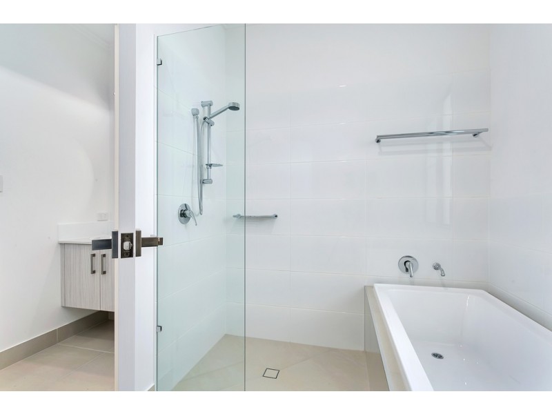 Lot 71 Ocean Drive, Palm Cove QLD 4879