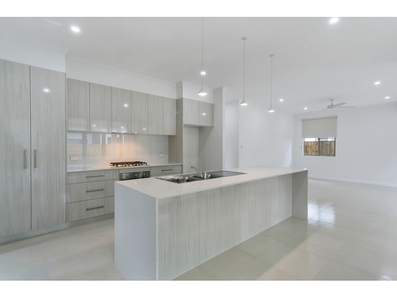 Lot 71 Ocean Drive, Palm Cove QLD 4879