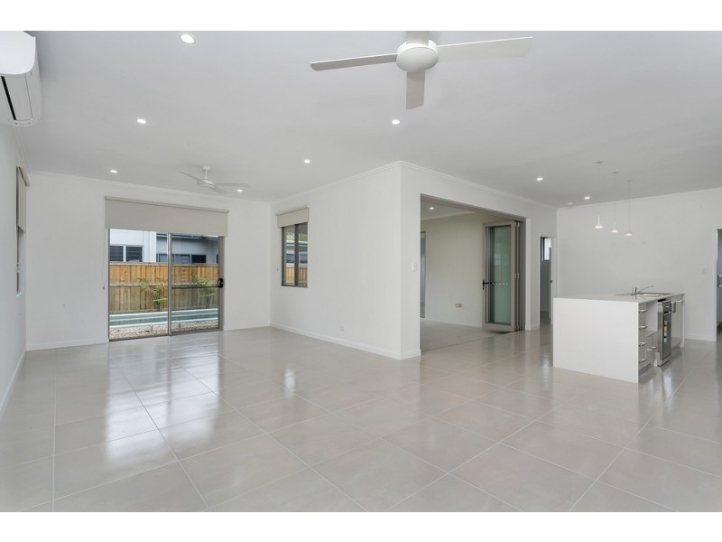 Lot 71 Ocean Drive, Palm Cove QLD 4879