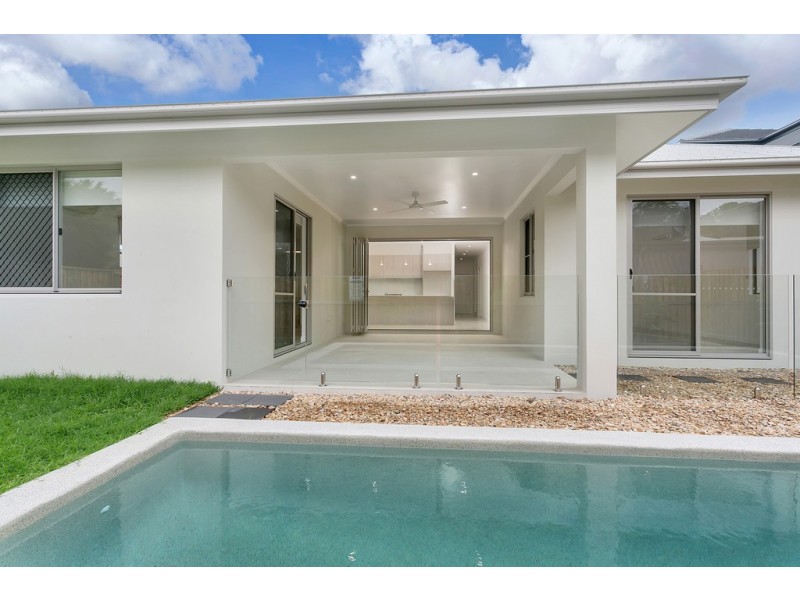 Lot 71 Ocean Drive, Palm Cove QLD 4879