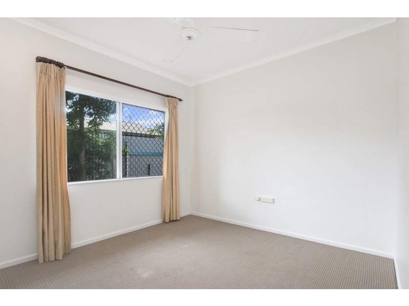 15 Limpet Close, Trinity Beach QLD 4879