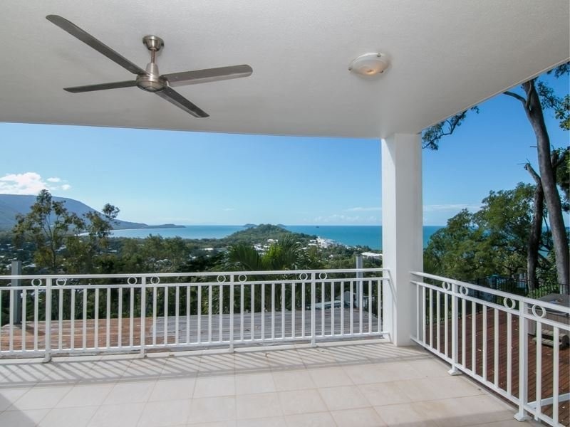 4/7 Tari Place, Trinity Beach QLD 4879