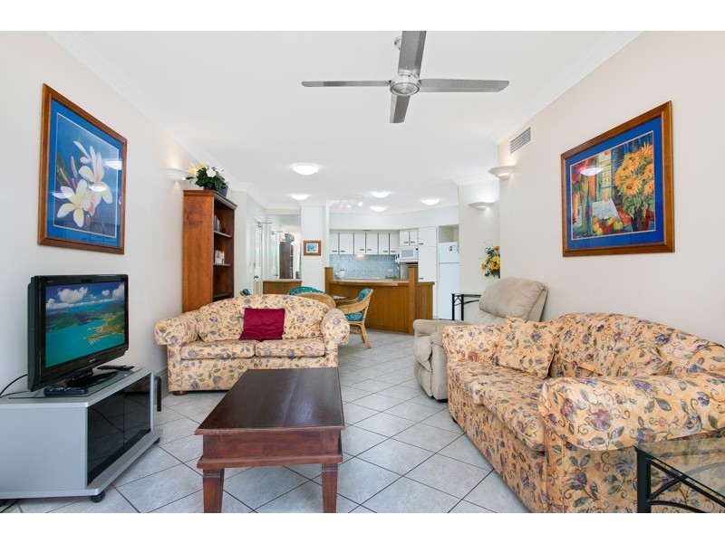 2/53 Vasey Esplanade, Trinity Beach QLD 4879