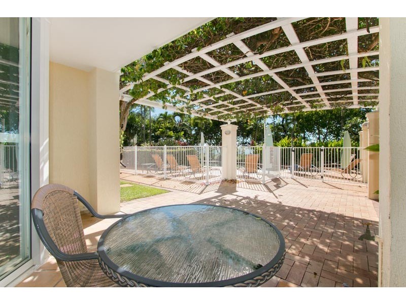 1/49 Vasey Esplanade, Trinity Beach QLD 4879