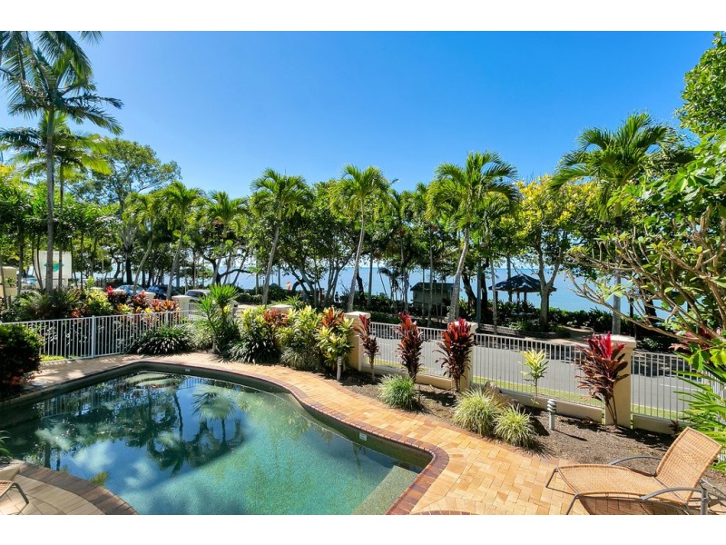 7/49-51 Vasey Esplanade, Trinity Beach QLD 4879