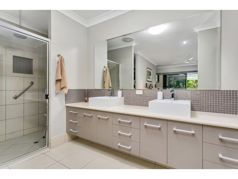 2 Fan Palm Place, Kuranda QLD 4881