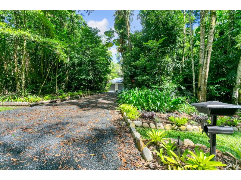 2 Fan Palm Place, Kuranda QLD 4881