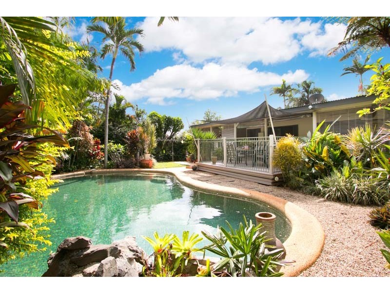 3 Anderson Street, Trinity Beach QLD 4879