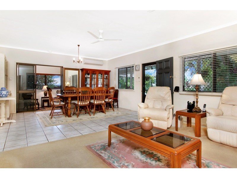 3 Anderson Street, Trinity Beach QLD 4879
