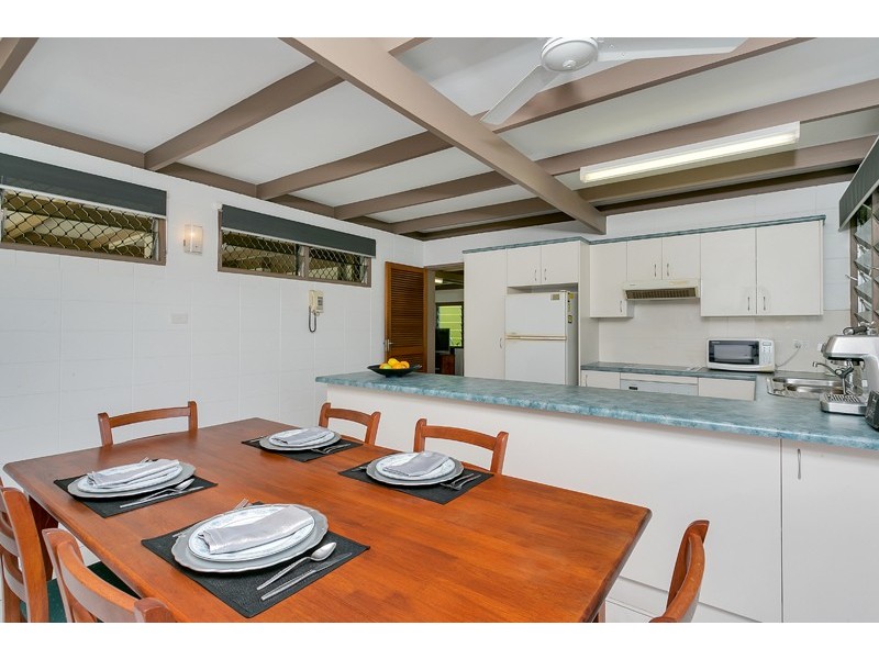 12 Duignan Street, Whitfield QLD 4870