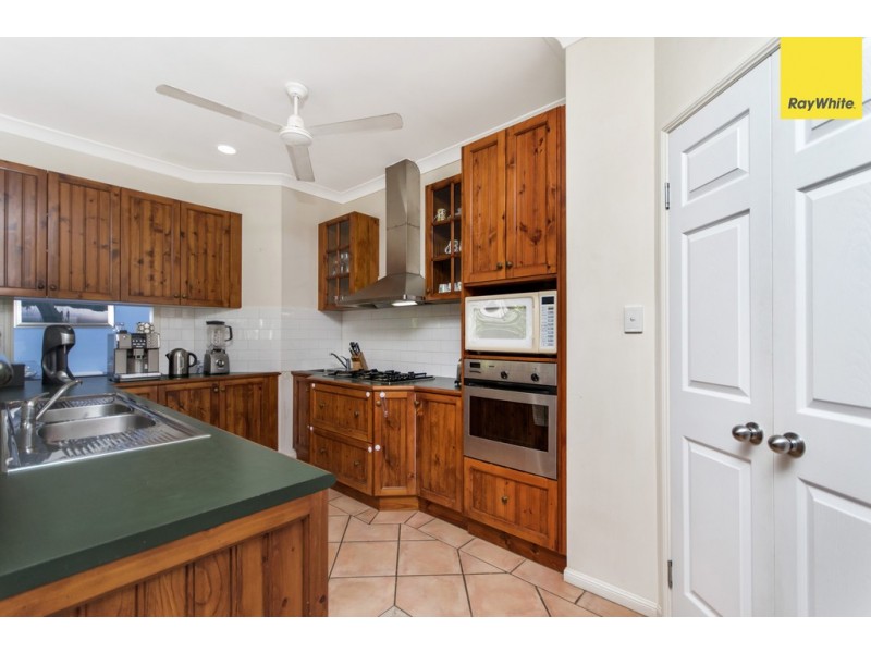 26 Trivia Street, Palm Cove QLD 4879