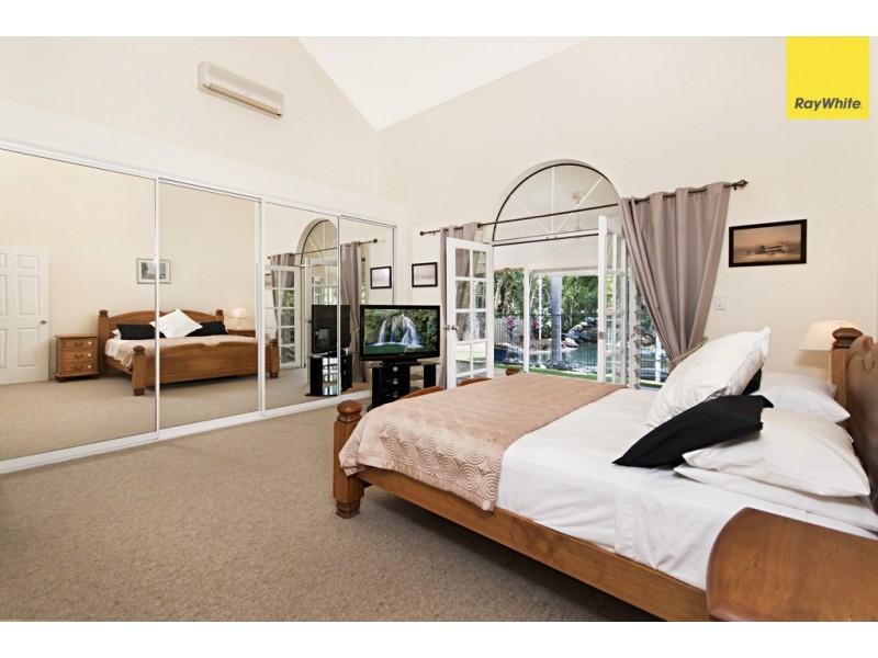 26 Trivia Street, Palm Cove QLD 4879