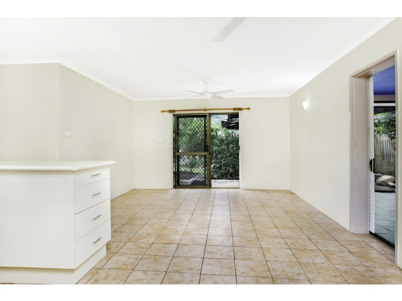10 Wyuna Drive, Caravonica QLD 4878