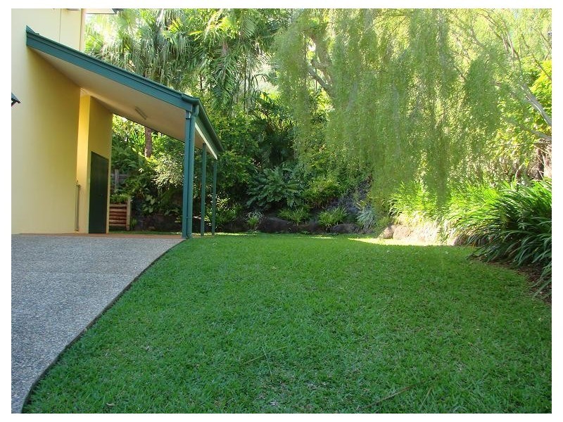 2/31 Moresby Street, Trinity Beach QLD 4879