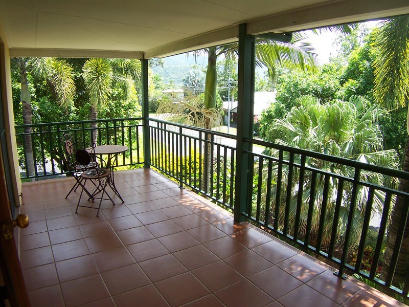 2/31 Moresby Street, Trinity Beach QLD 4879