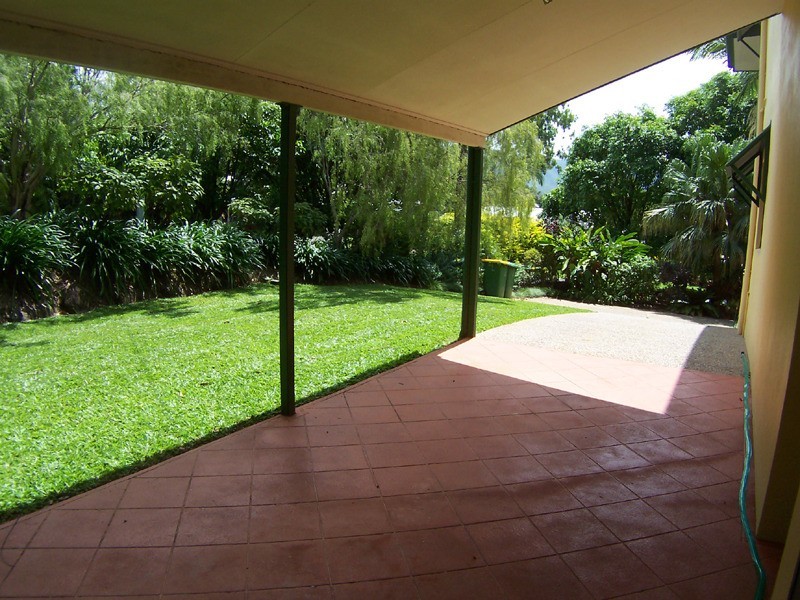 2/31 Moresby Street, Trinity Beach QLD 4879