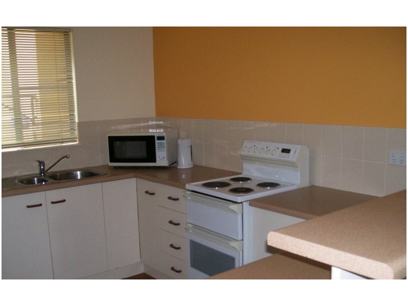 2/31 Moresby Street, Trinity Beach QLD 4879