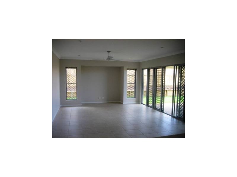 87 Moresby, Trinity Beach QLD 4879