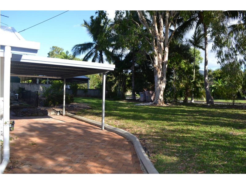 17 Saint Crispin, Clifton Beach QLD 4879