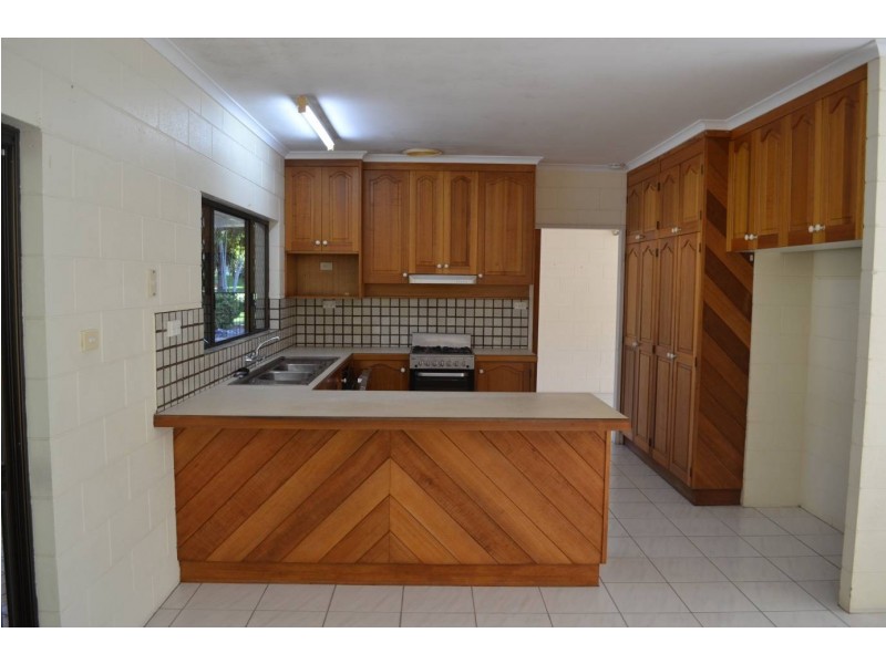 17 Saint Crispin, Clifton Beach QLD 4879