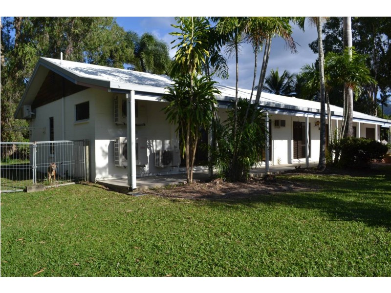 17 Saint Crispin, Clifton Beach QLD 4879