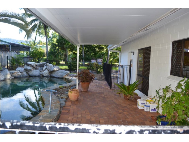 17 Saint Crispin, Clifton Beach QLD 4879