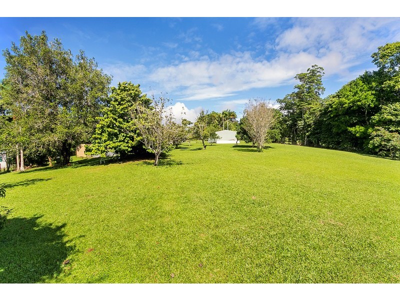 17 Greenhills Road, Kuranda QLD 4881