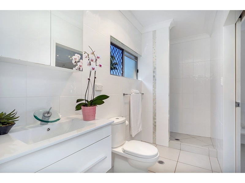 8 Jilbar Close, Caravonica QLD 4878