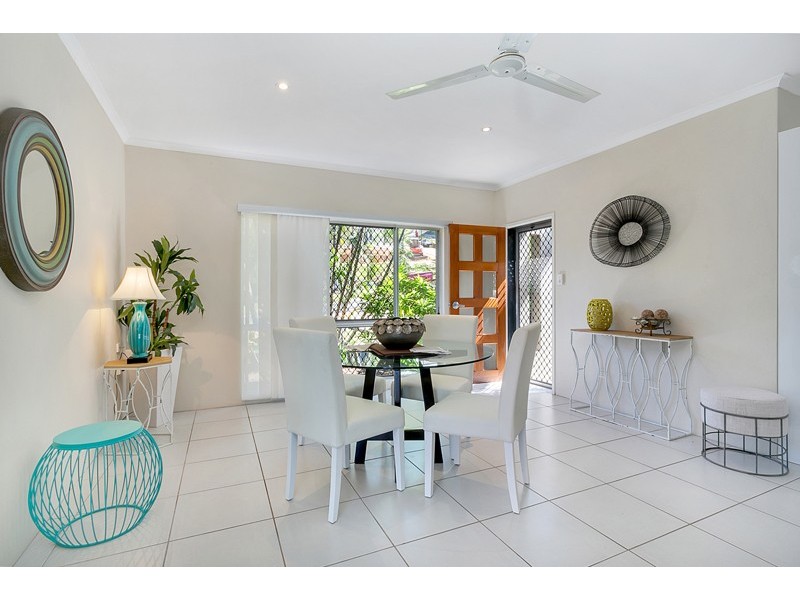 8 Jilbar Close, Caravonica QLD 4878