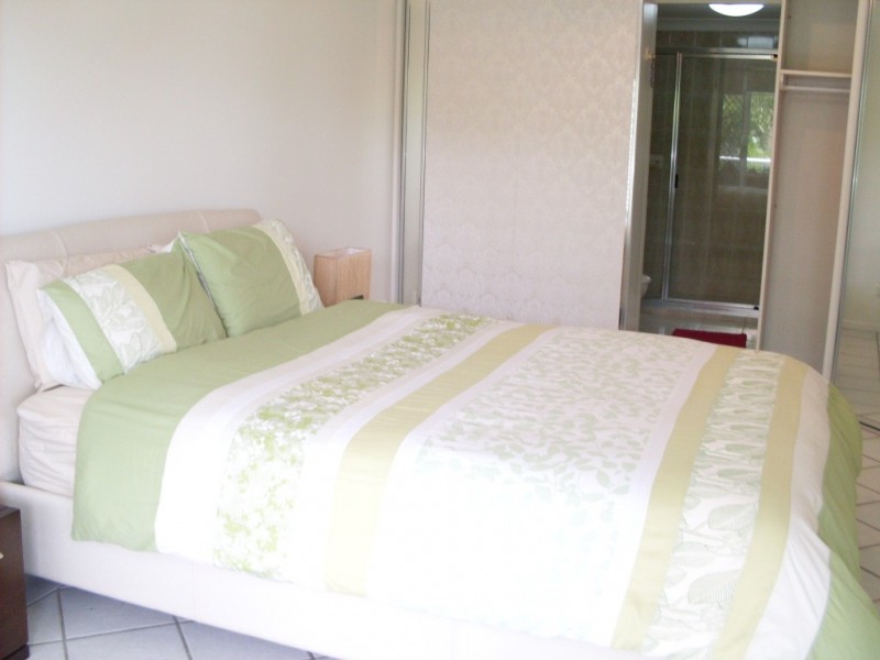 2/24 Moore Street, Trinity Beach QLD 4879