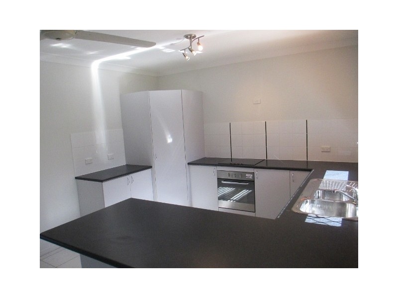 16 Moojeeba Way, Trinity Park QLD 4879