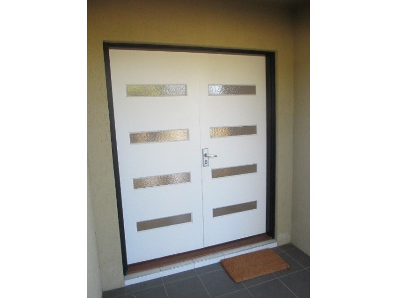 16 Moojeeba Way, Trinity Park QLD 4879