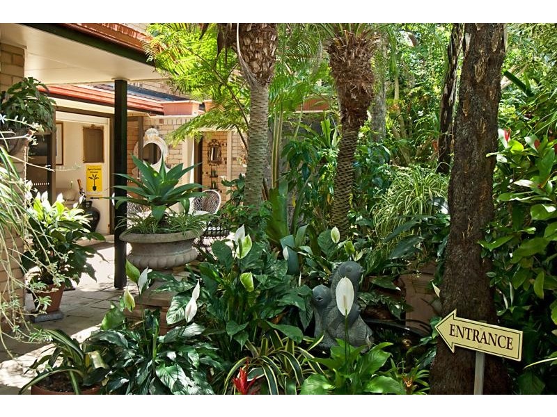 1 and 2/11 Carlyle Street, Byron Bay NSW 2481