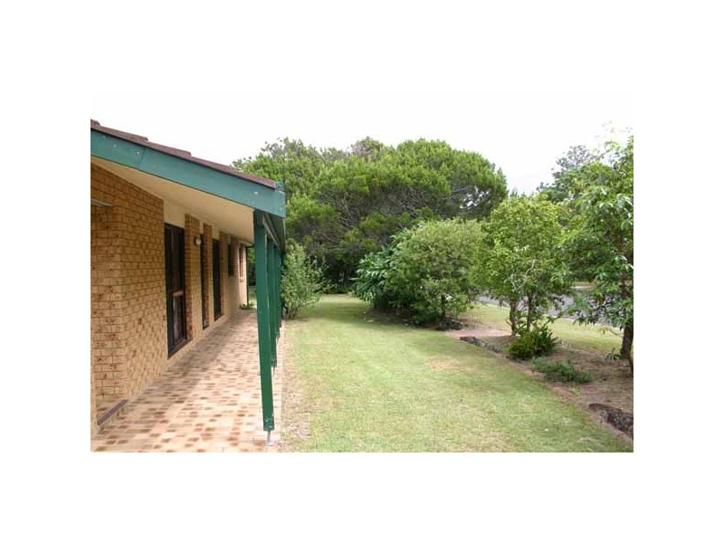 26 Armstrong Street, Suffolk Park NSW 2481