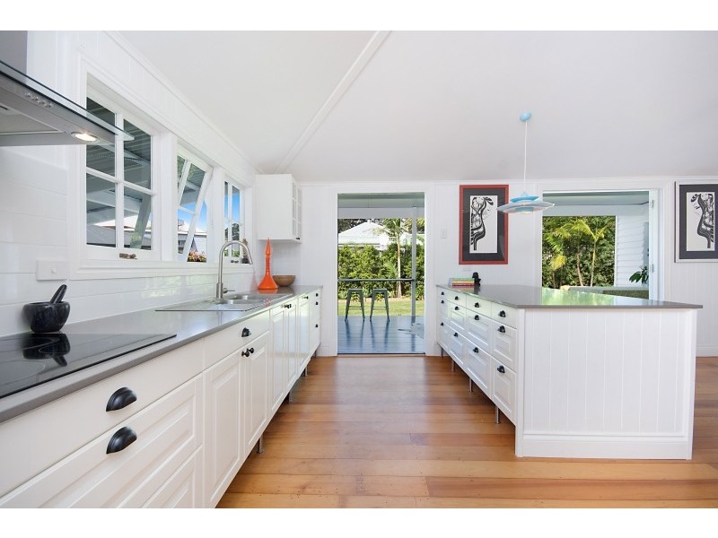 19 Palm Lily Crescent, Bangalow NSW 2479