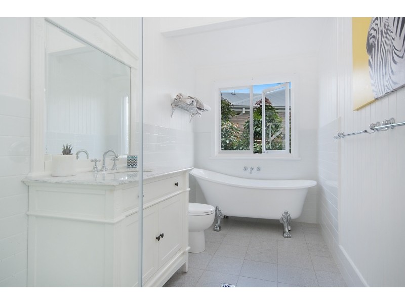 19 Palm Lily Crescent, Bangalow NSW 2479