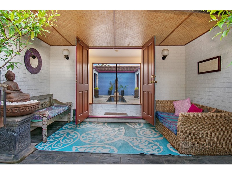 19 Natan Court, Ocean Shores NSW 2483