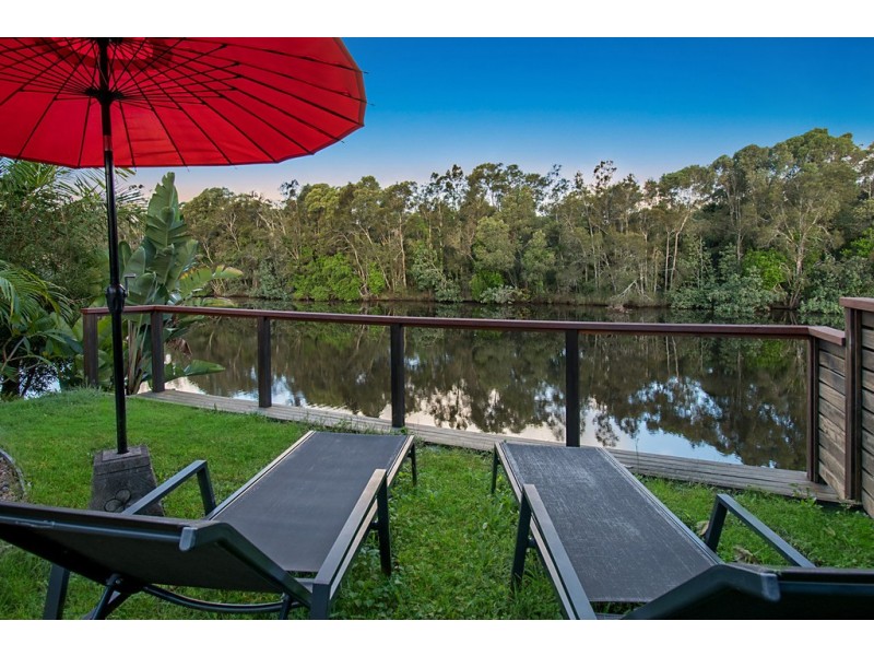 19 Natan Court, Ocean Shores NSW 2483