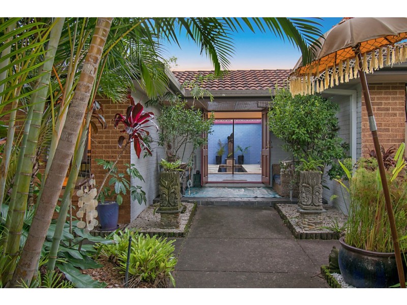 19 Natan Court, Ocean Shores NSW 2483