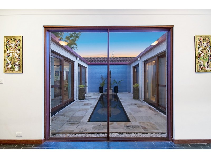 19 Natan Court, Ocean Shores NSW 2483