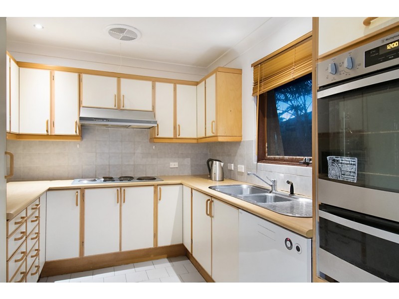 19 Natan Court, Ocean Shores NSW 2483