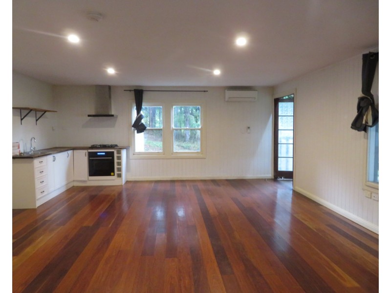 102 Tooheys Mill Road, Fernleigh NSW 2479