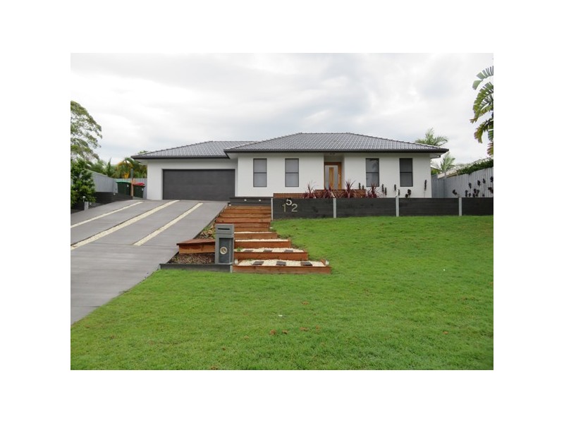 152 Shara Boulevarde, Ocean Shores NSW 2483